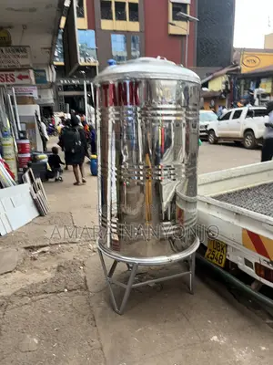 Vertical Stainless Steel Water Storage Tank(1000ls)