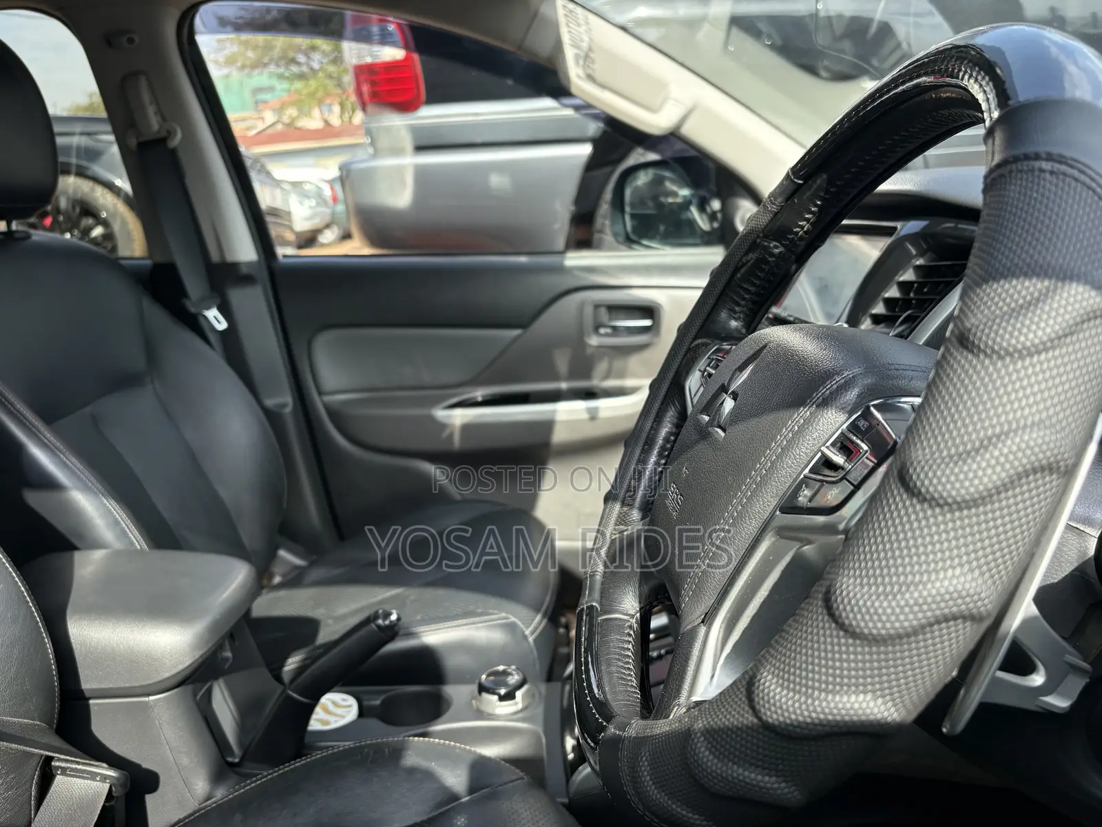 Mitsubishi L200 Double Cab 2.4 154hp 4WD 2019 Black