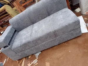 6 Seater in Crem