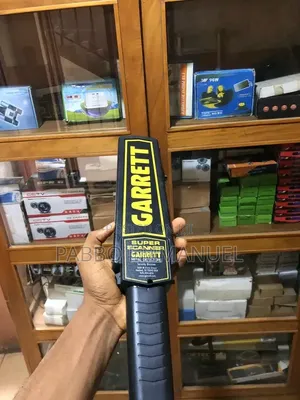 Garrett Security Metal Detector