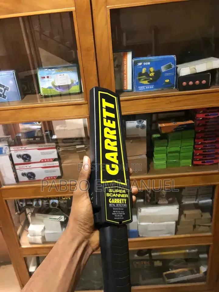 Garrett Security Metal Detector