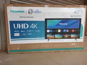 Boxed Hisense :43 Smart
