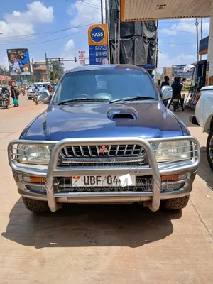 Mitsubishi L200 2002 Blue