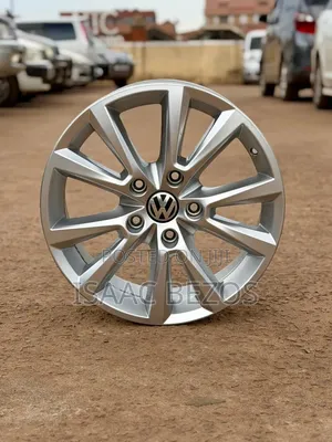 Volkswagen Tourege Size 18