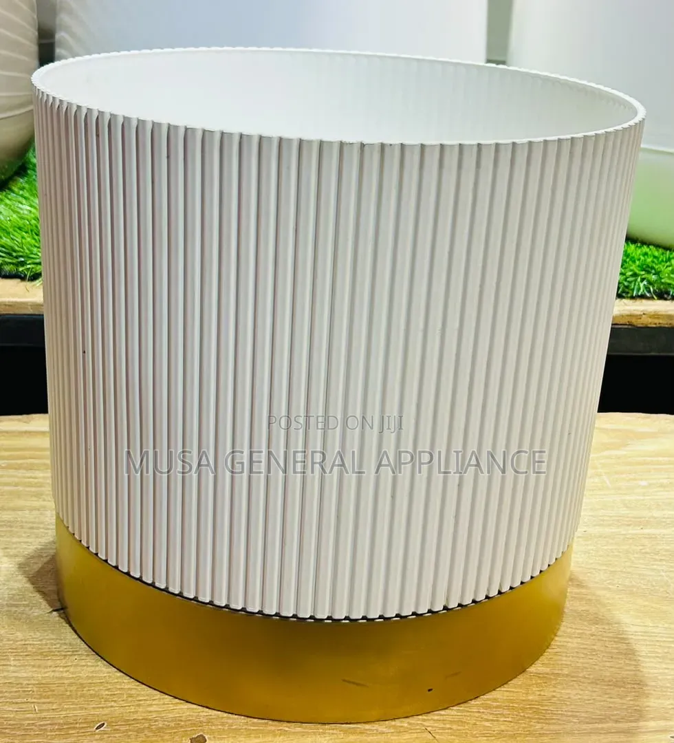 Cylindrical Plant Pot White/Gold