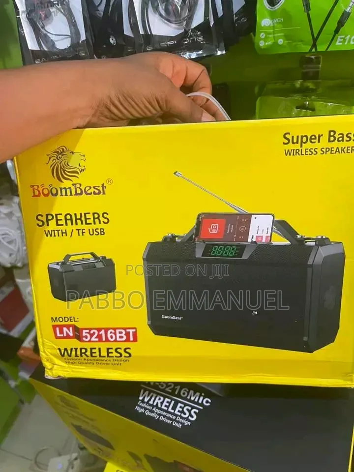 Super Bass Wireless Speaker With an Sd Card Slot