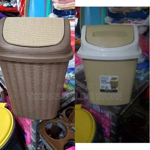 8 Litres Trash Can