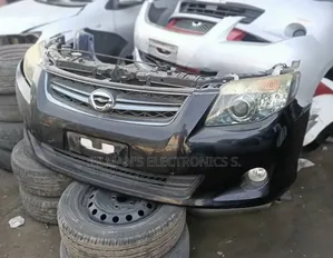 Toyota Corolla Fielder Nosecut