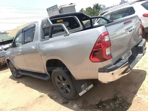 Toyota Hilux Revo Double Cab Deisel 2.4 AWD 2020 Silver