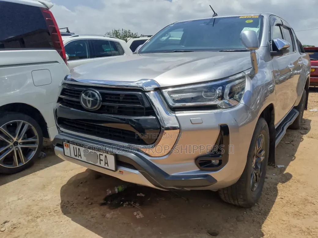 Toyota Hilux Revo Double Cab Deisel 2.4 AWD 2020 Silver
