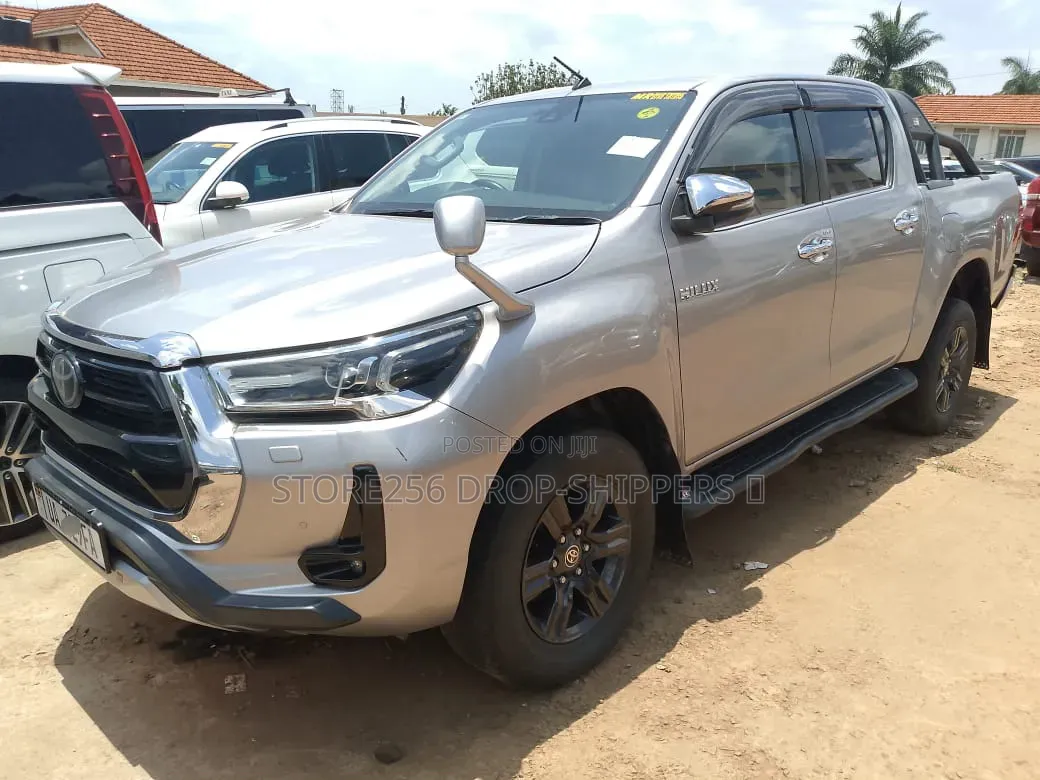 Toyota Hilux Revo Double Cab Deisel 2.4 AWD 2020 Silver