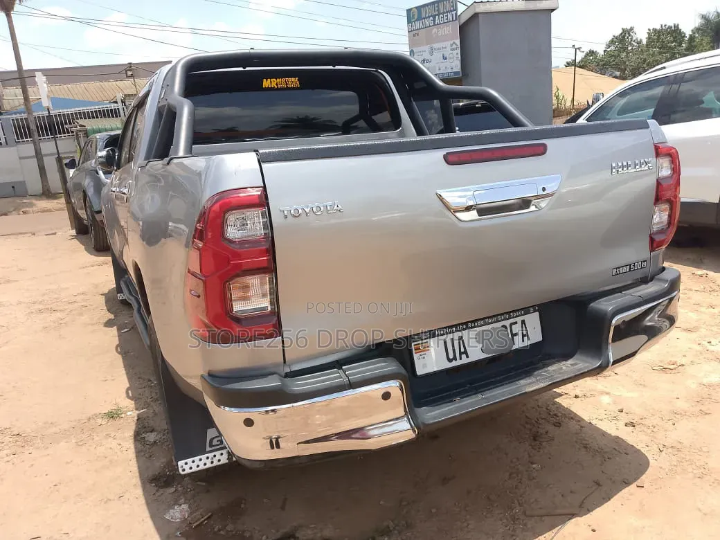 Toyota Hilux Revo Double Cab Deisel 2.4 AWD 2020 Silver