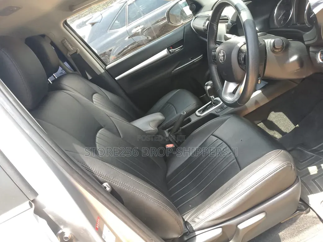 Toyota Hilux Revo Double Cab Deisel 2.4 AWD 2020 Silver