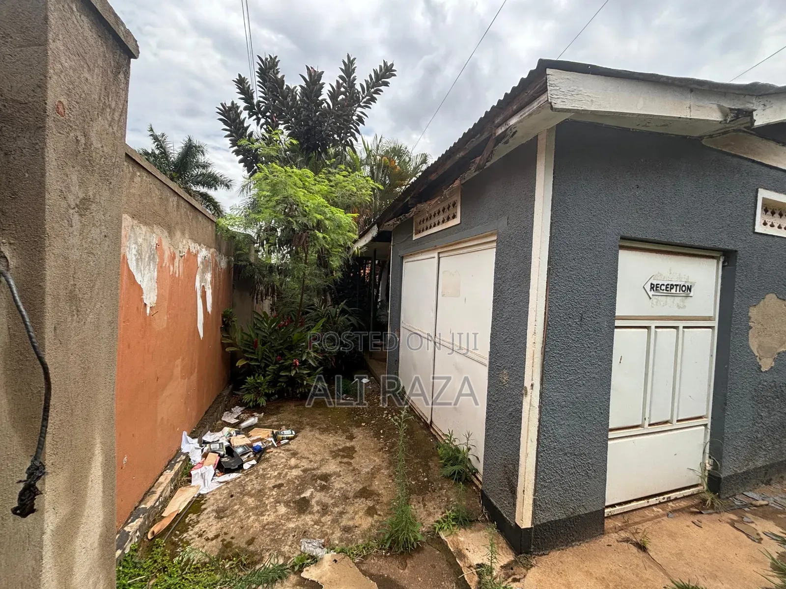 6bdrm Bungalow in Ntinda Estate, Central Division for sale