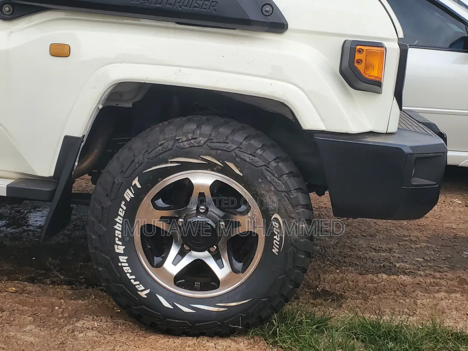 Toyota Land Cruiser 2016 White