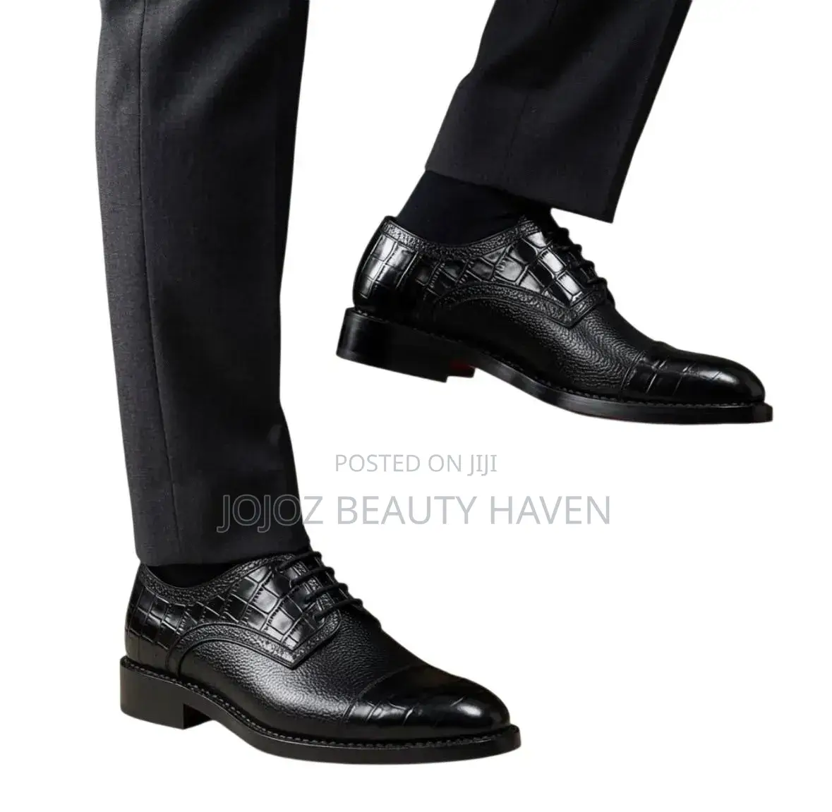 Crocodile-Embossed Leather Gentle Shoes