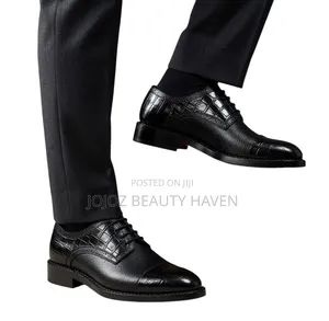 Crocodile-Embossed Leather Gentle Shoes