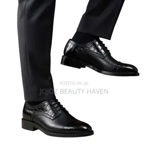 Crocodile-Embossed Leather Gentle Shoes