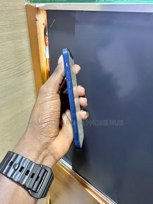 Apple iPhone 12 64 GB Blue