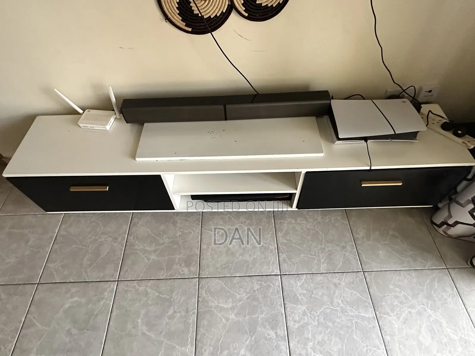 TV Stand(White)