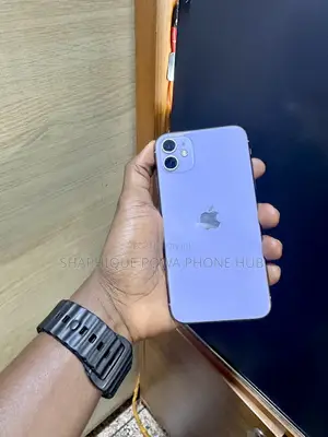 Apple iPhone 11 64 GB Purple