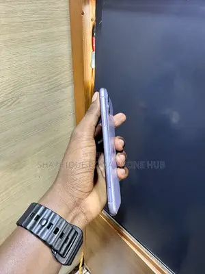 Apple iPhone 11 64 GB Purple