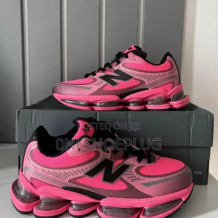 New Balance 2000