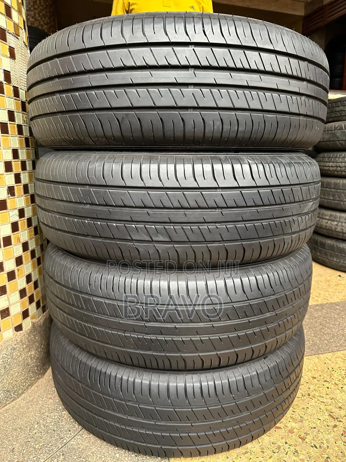215/65r16 Good Year Tyres for Naoh, Rov4