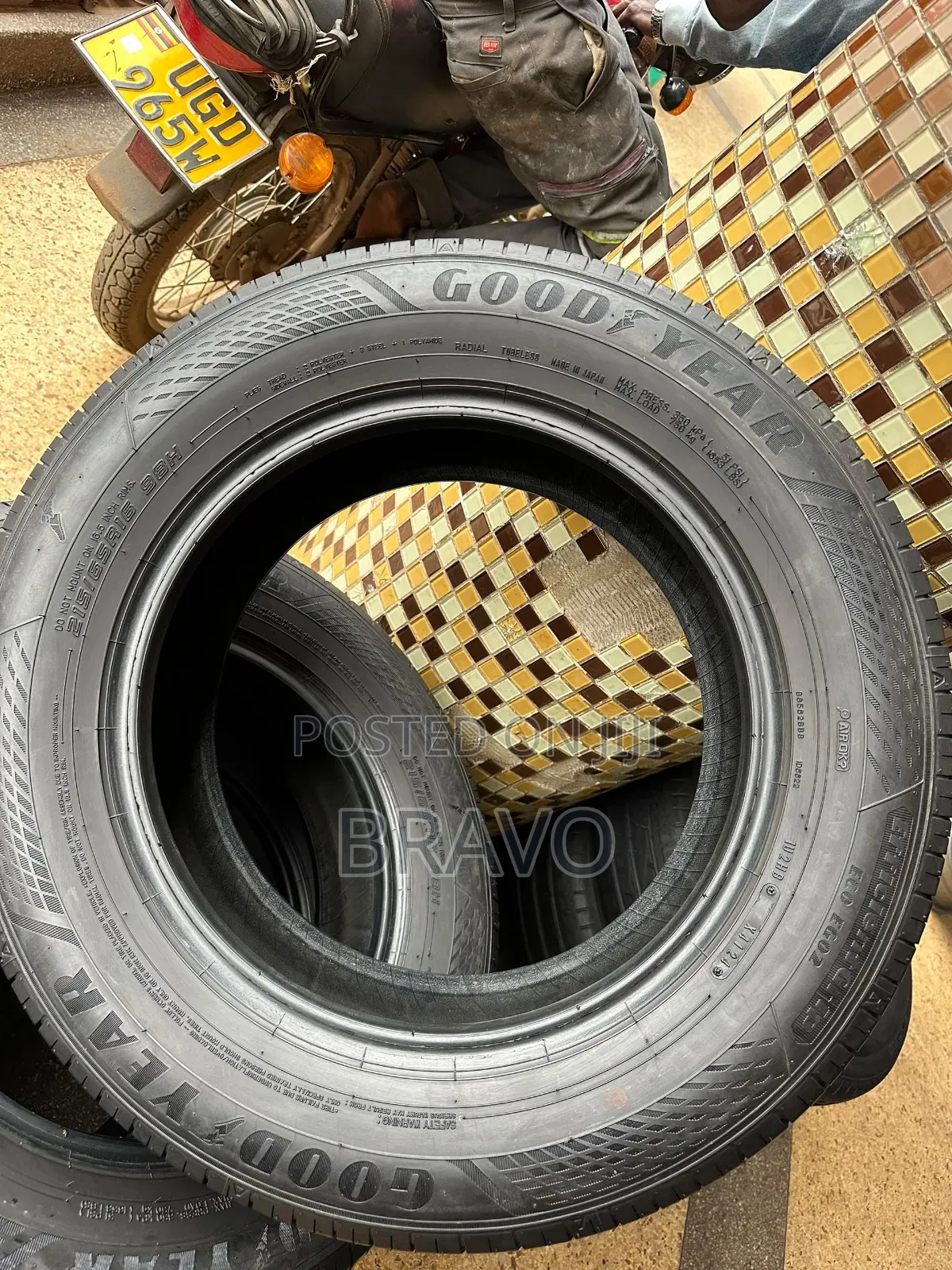 215/65r16 Good Year Tyres for Naoh, Rov4