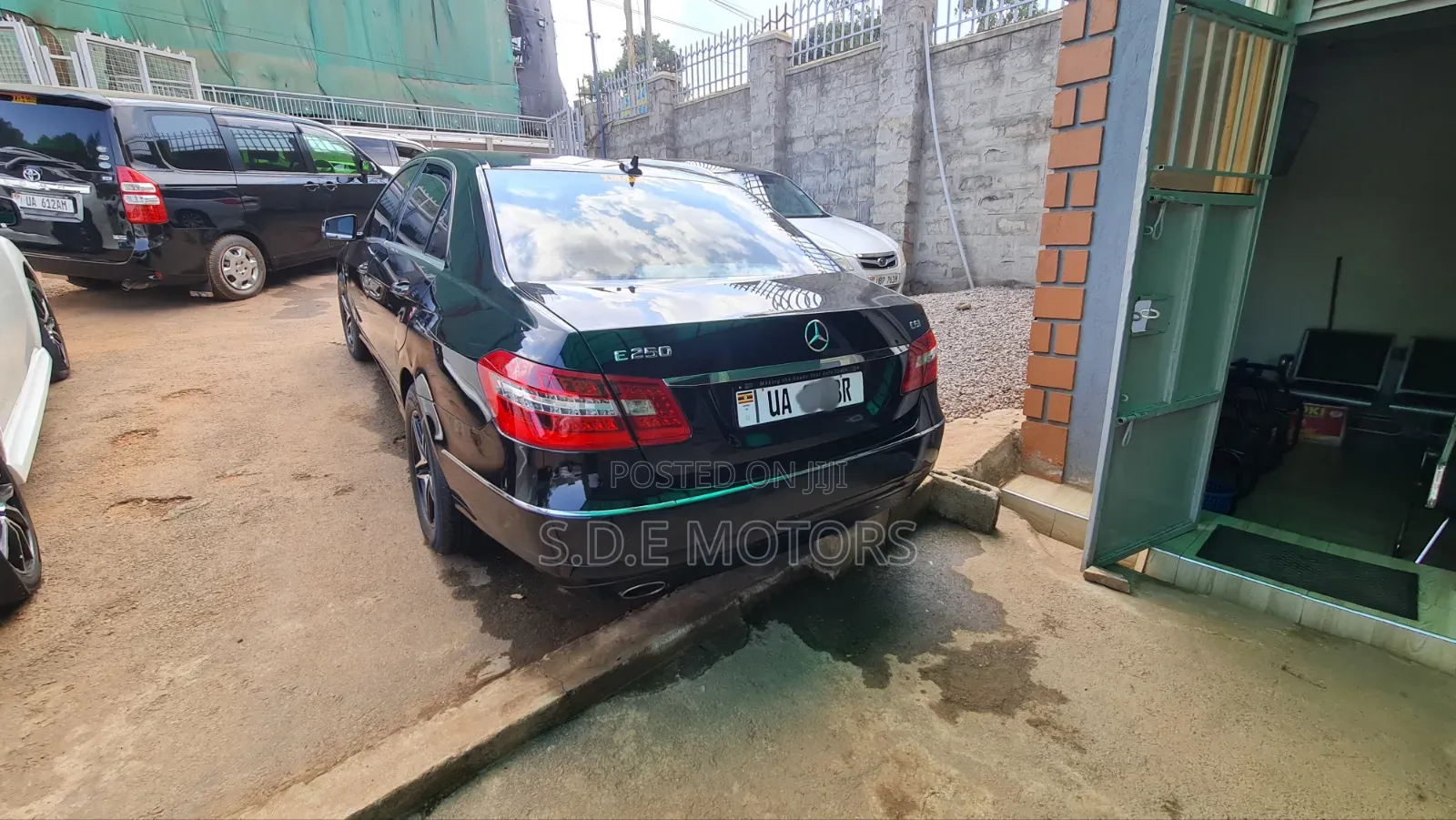 Mercedes-Benz C250 2015 Black