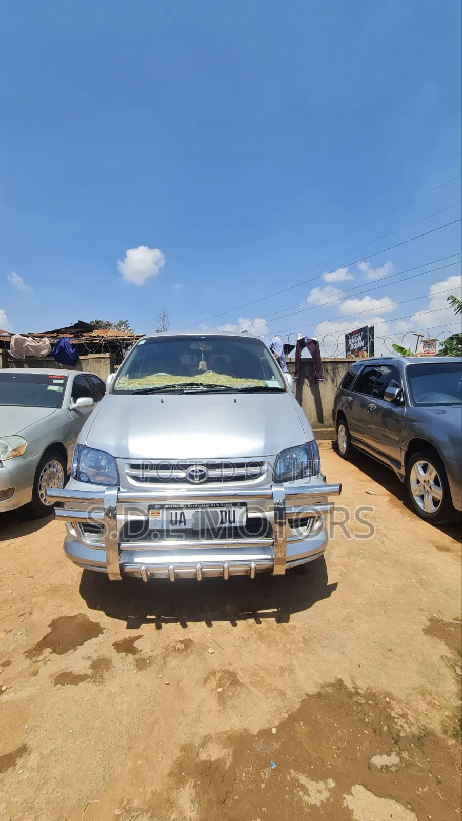 Toyota Noah 2.0 AWD (8 Seater) 2005 Silver