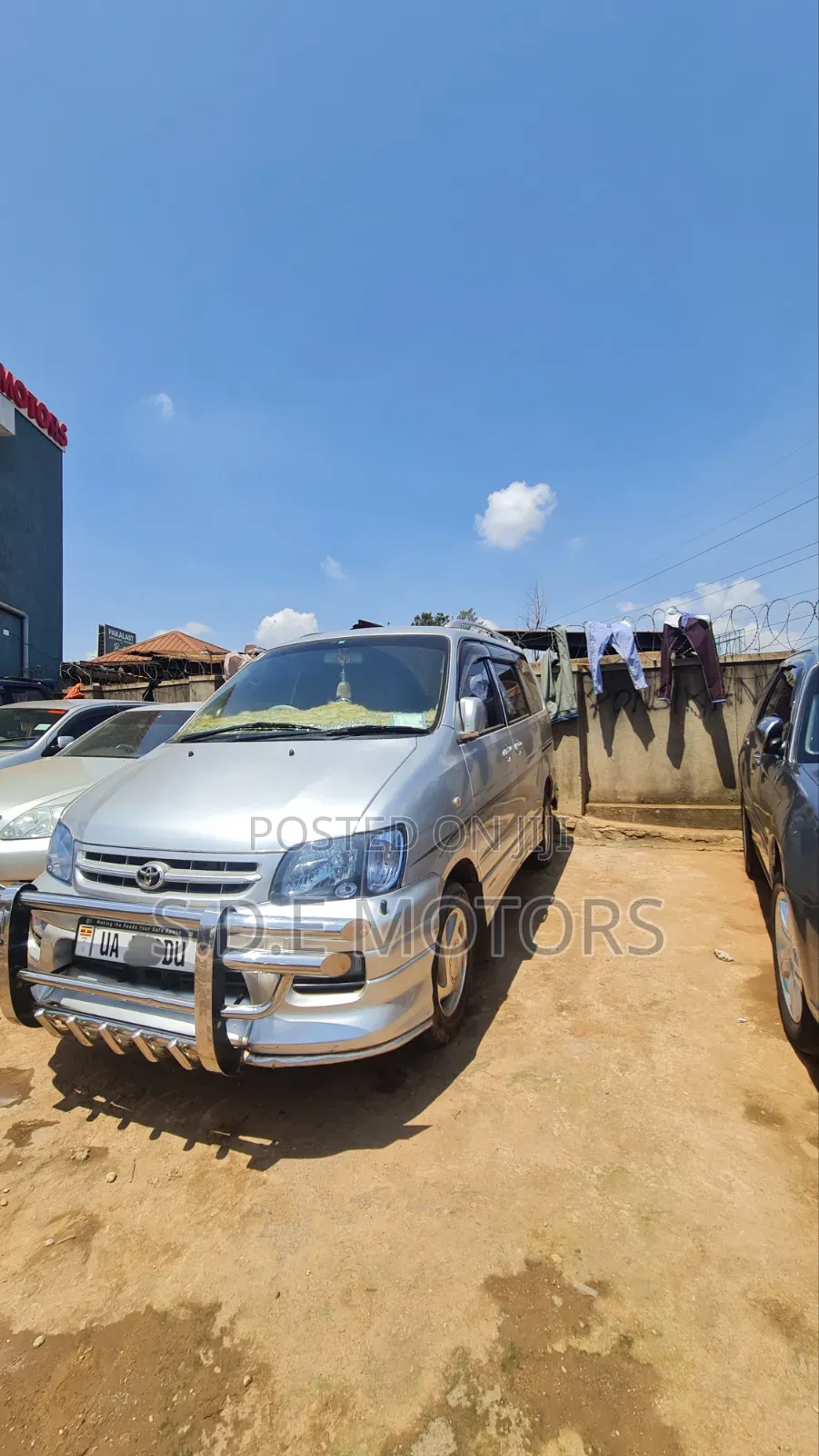 Toyota Noah 2.0 AWD (8 Seater) 2005 Silver