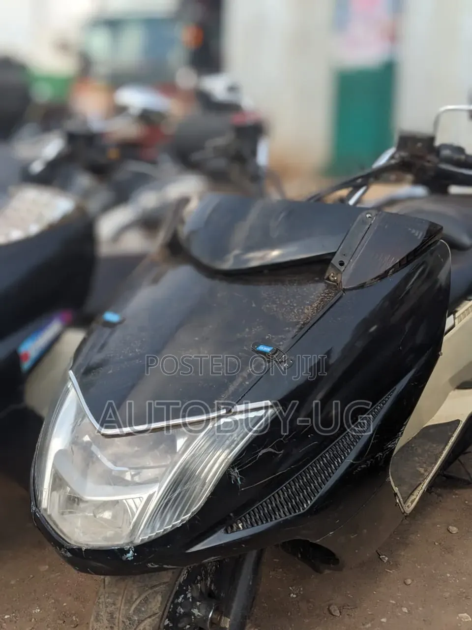Yamaha 2010 Brown