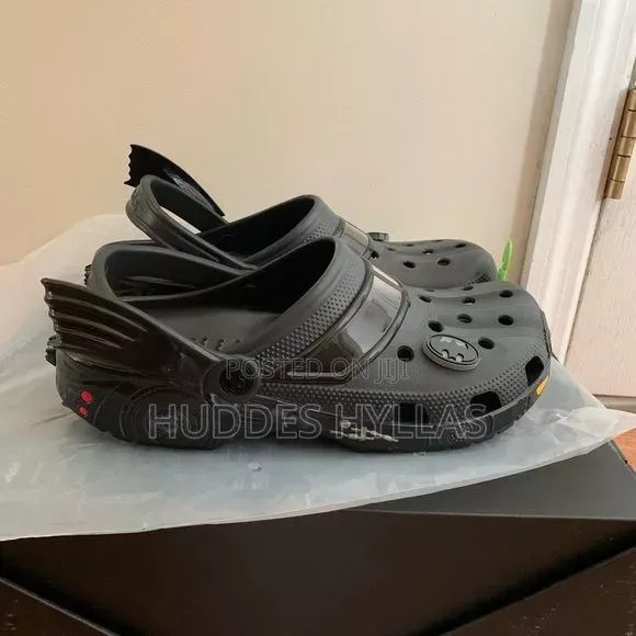 Batman Crocs