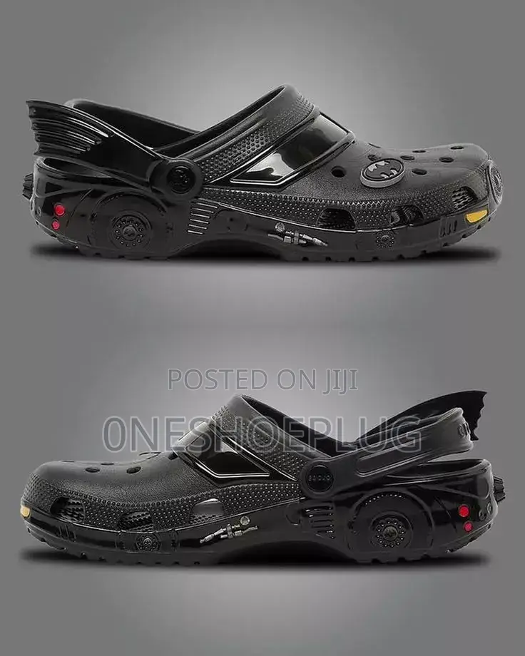 Batman Crocs