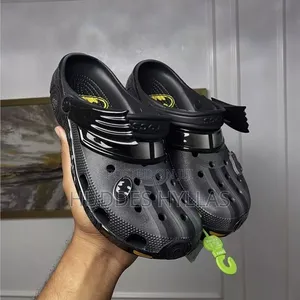 Batman Crocs