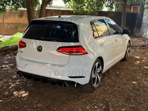 Volkswagen Golf GTI 2.0T S 2018 White