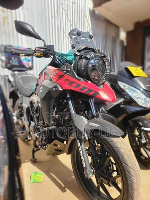 Suzuki V-Strom 2018 Red