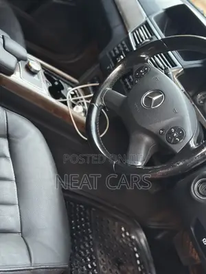 Mercedes-Benz E250 2012 Gold