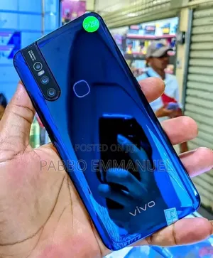 Vivo V15 256 GB Blue