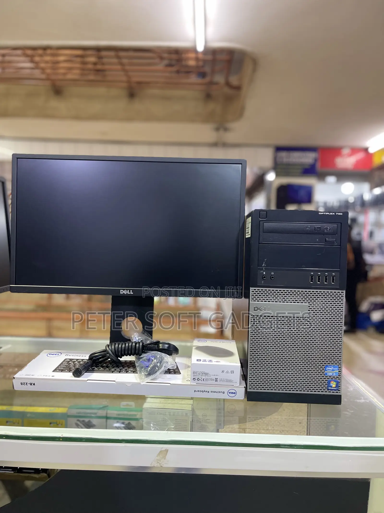 Desktop Computer Dell OptiPlex 790 4GB Intel Core i5 HDD 500GB