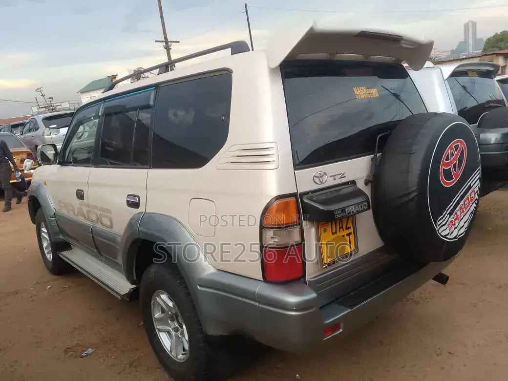 Toyota Land Cruiser Prado 3.0 TD 1998 Silver