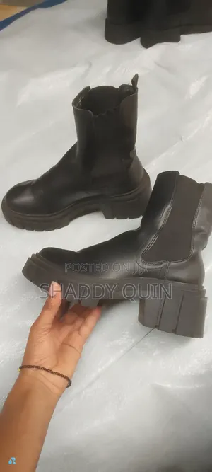 Ankle Chelsea Boots Size 38, 39 40