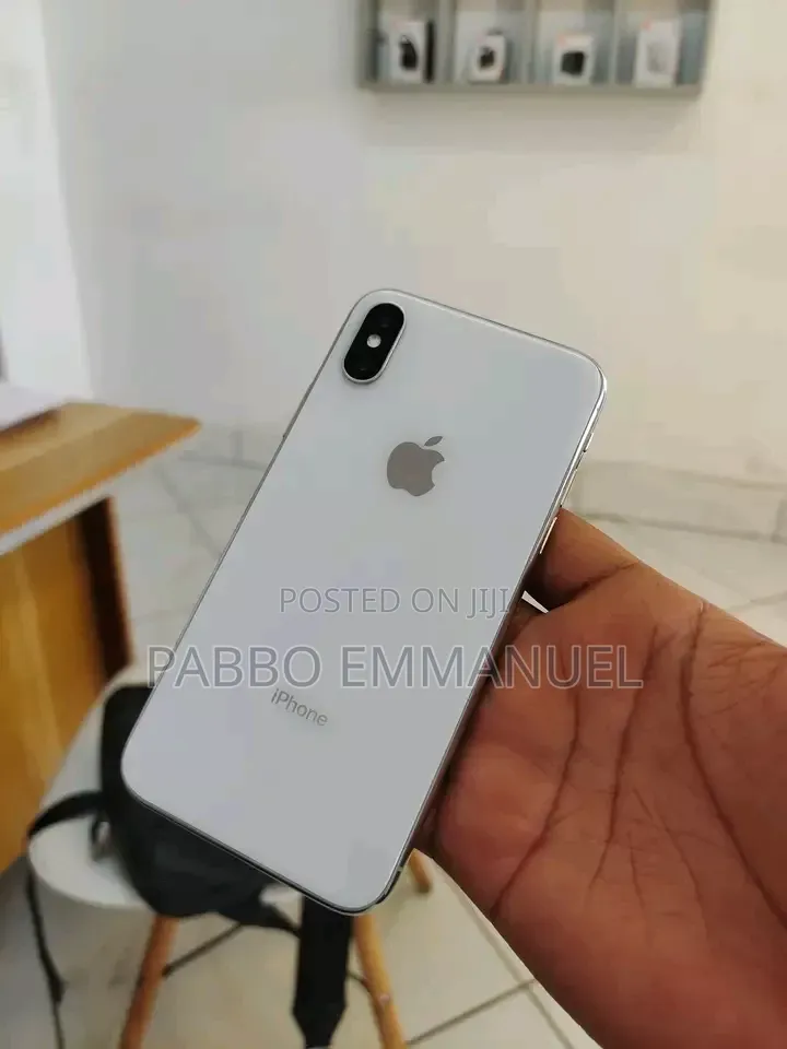 Apple iPhone X 256 GB White