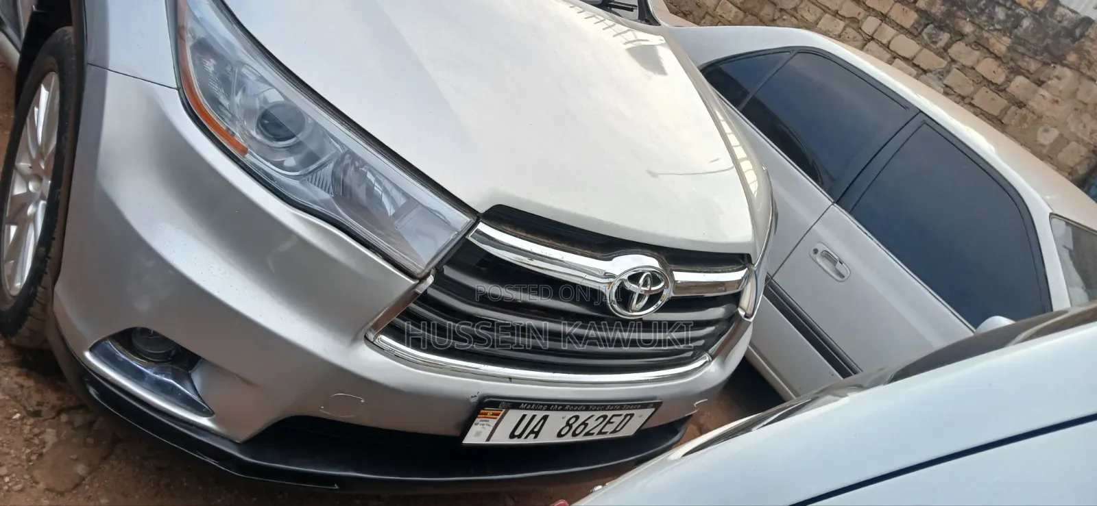 Toyota Kluger 2014 Silver