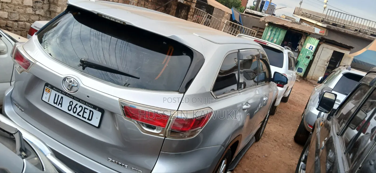 Toyota Kluger 2014 Silver