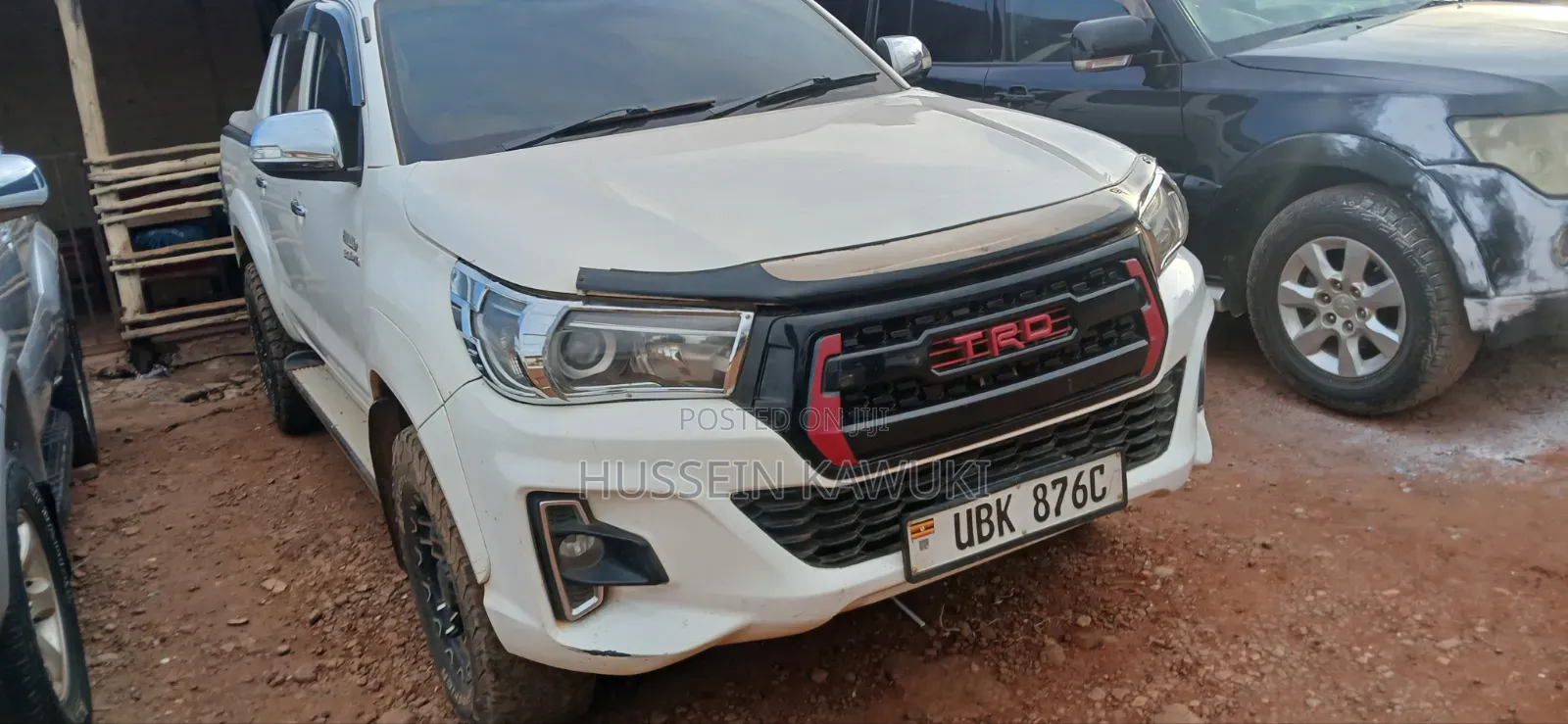 Toyota Hilux 2011 White