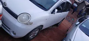 Toyota Sienta 2005 White
