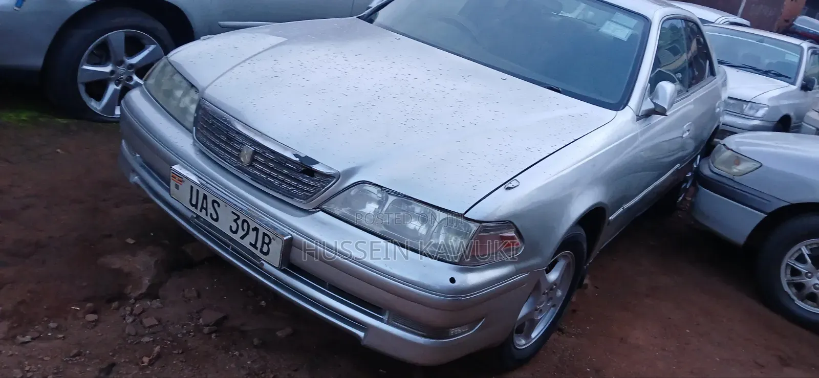 Toyota Mark II 2000 Silver