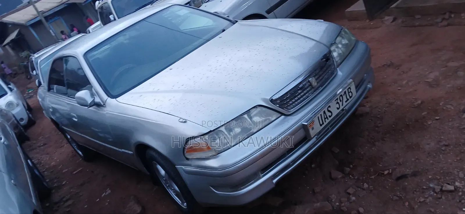 Toyota Mark II 2000 Silver
